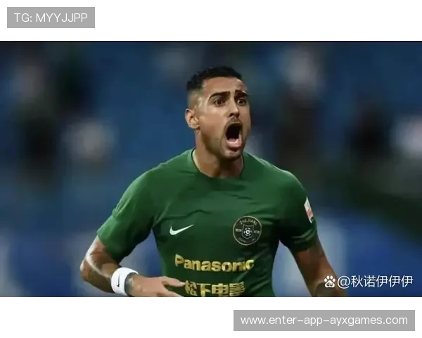 上海海港莱昂纳多前场策动快速反击：速度与智慧交织的攻势风暴