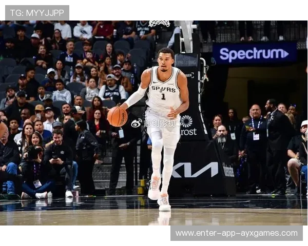 文班亚马25分8篮板4盖帽，马刺112比103力克魔术